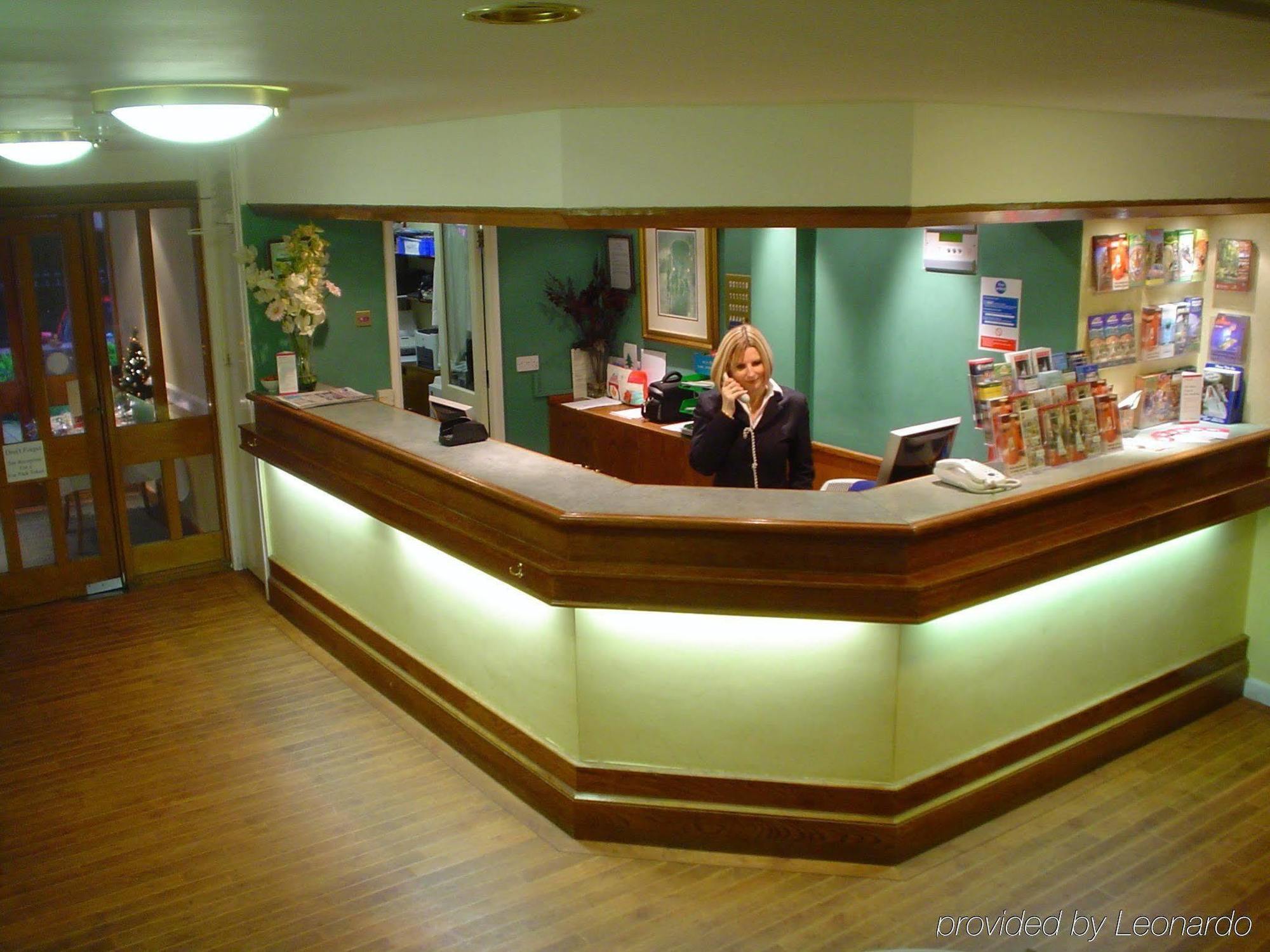 Red Lion Hotel Basingstoke Interior photo